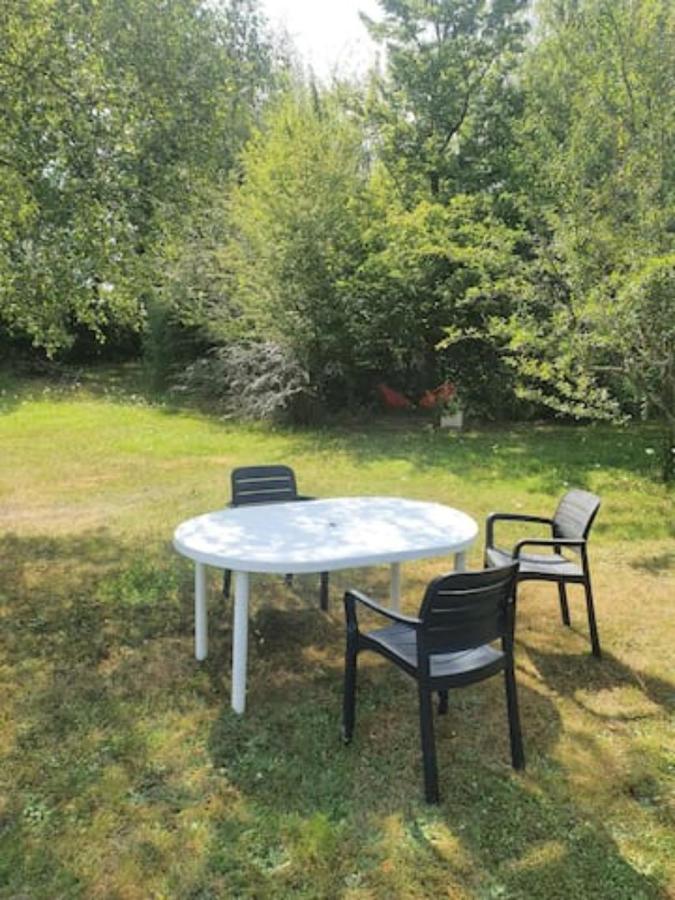 Chambre D'Hotes A La Campagne "Le Coudry" Serley Luaran gambar