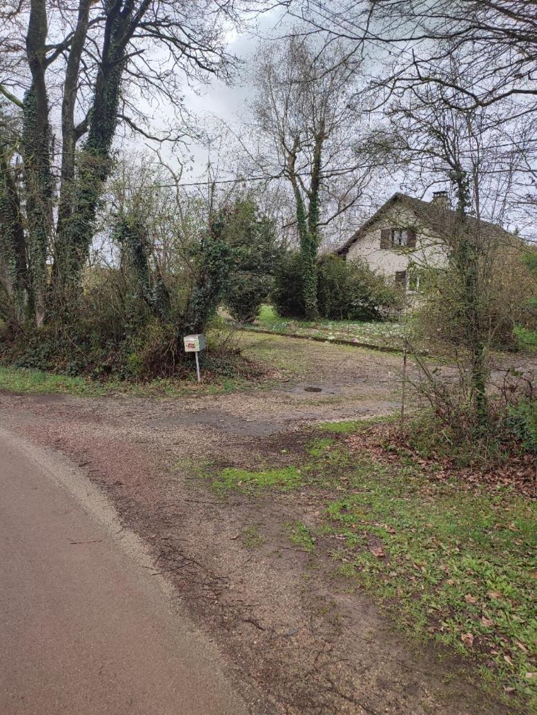 Chambre D'Hotes A La Campagne "Le Coudry" Serley Luaran gambar